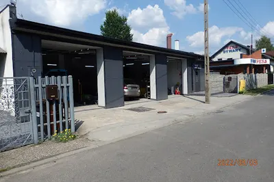 OlineCars - Likwidacja szkód /Blacharz / Lakiernik / Serwis Klimatyzacji Samochodowej / Naprawy powypadkowe